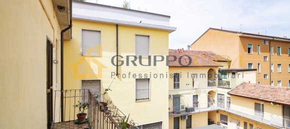 3 chambres Appartement à Cernusco sul Naviglio, Italy No. 364942 3