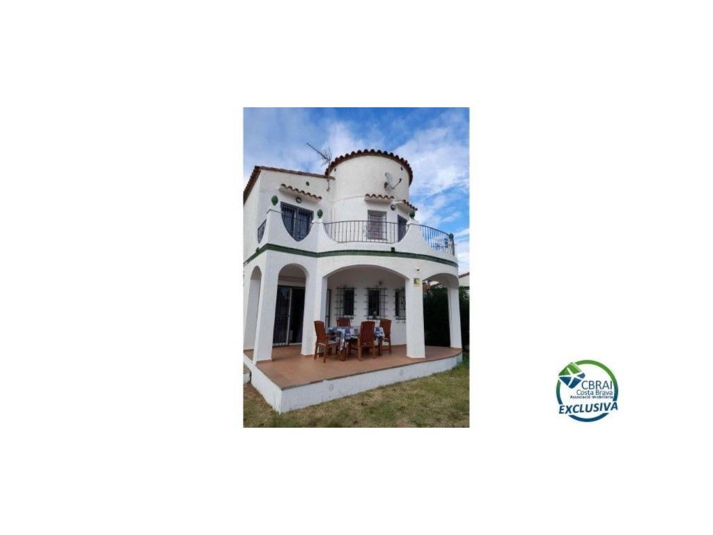 Casa T4 em Empuriabrava, Spain N.º 198912