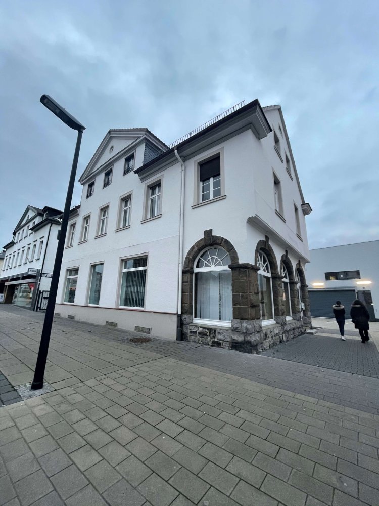 8-Zimmer Gebäude in Hochsauerlandkreis, Germany, Nr. 53179