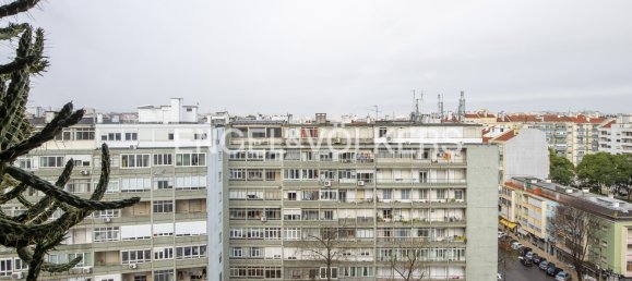 3 bedrooms Apartment in Lisbon, Portugal No. 12600 26