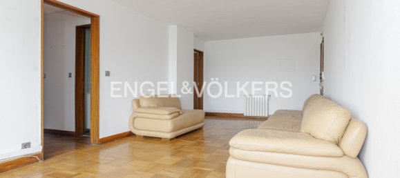 3 bedrooms Apartment in Lisbon, Portugal No. 12600 5