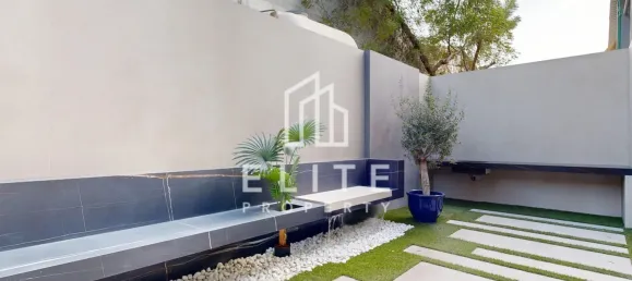 Gewerbliche Immobilie in Al Quoz, UAE 2323m², Nr. 97755 7