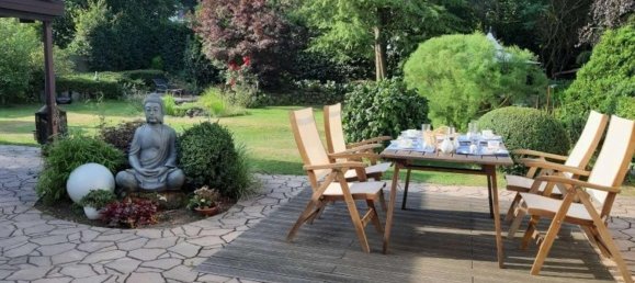 6-salle Hôtel à Harburg, Germany No. 261500 2