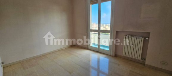 4 bedrooms Apartment in Genoa, Italy No. 86670 3