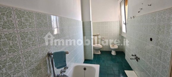 4 bedrooms Apartment in Genoa, Italy No. 86670 7