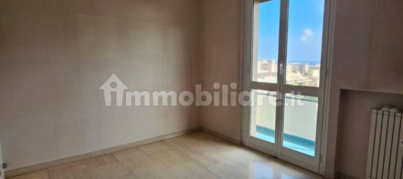 4 bedrooms Apartment in Genoa, Italy No. 86670 12