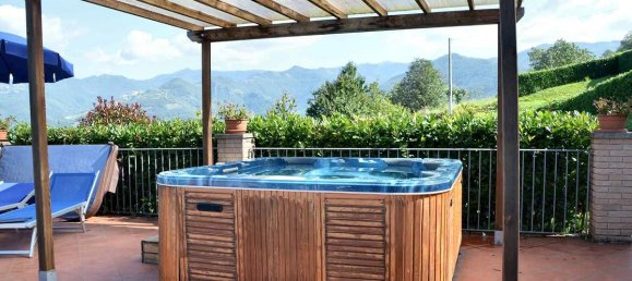 3 bedrooms Villa in Castelnuovo di Garfagnana, Italy No. 693 5