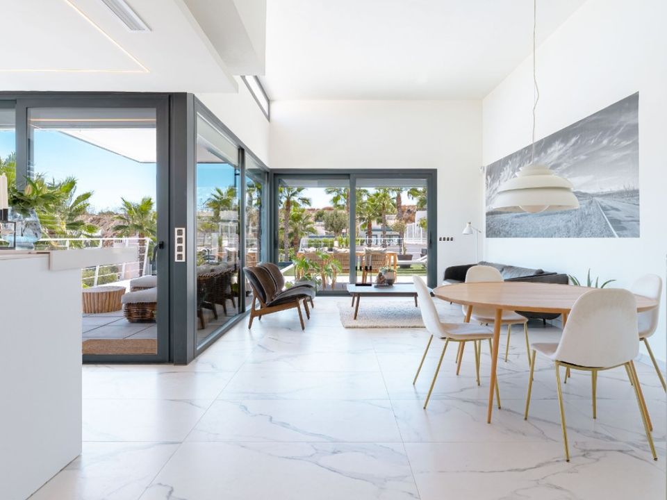 5 bedrooms Villa in San Miguel de Salinas, Spain No. 183594