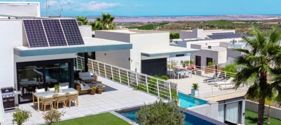 5 bedrooms Villa in San Miguel de Salinas, Spain No. 183594 6