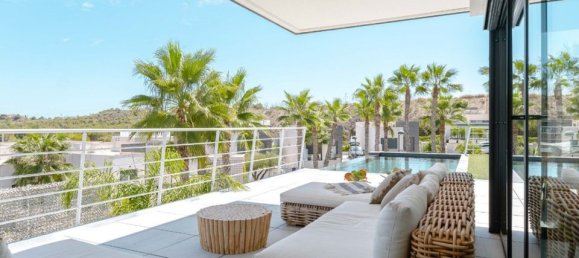 5 bedrooms Villa in San Miguel de Salinas, Spain No. 183594 16