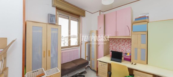 3 rooms Apartment in Zibido San Giacomo, Italy No. 129311 10
