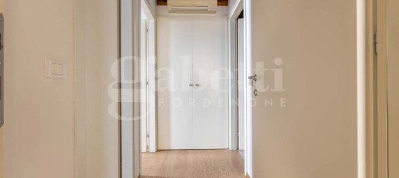 4 rooms Apartment in Pordenone, Italy No. 13169 17
