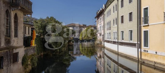 4 rooms Apartment in Pordenone, Italy No. 13169 31