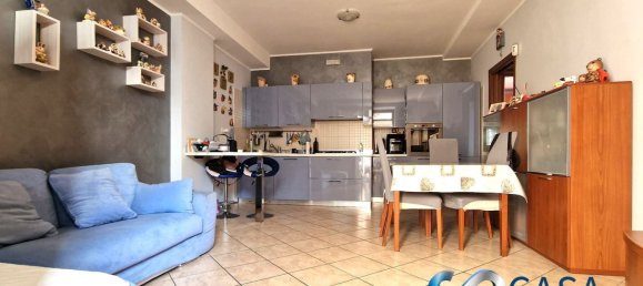 3 rooms Apartment in Rome, Italy No. 47725 4
