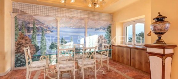 3 bedrooms Apartment in Carate Urio, Italy No. 158984 8