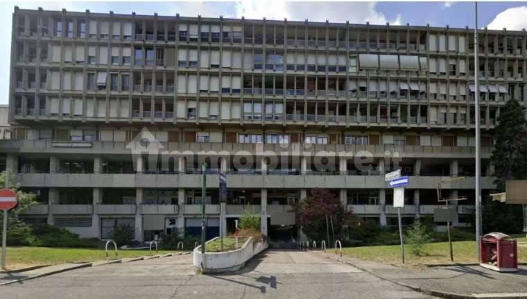 1-Zimmer Gewerbliche Immobilie in Brescia, Italy, Nr. 384220