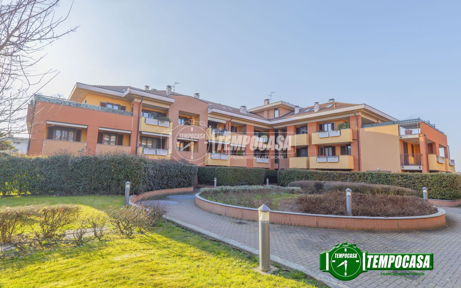 2 غرف نوم شقة في Vermezzo con Zelo, Italy رقم 166206