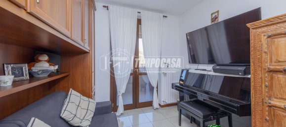 2 غرف نوم شقة في Vermezzo con Zelo, Italy رقم 166206 10