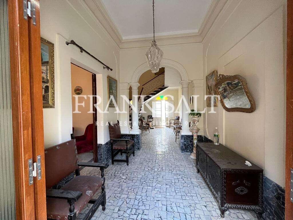 Таунхаус с 3 спальнями в Айнсилем, Мальта № 3033