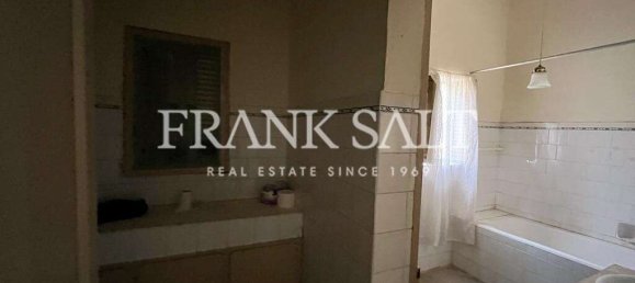 Таунхаус с 3 спальнями в Айнсилем, Мальта № 3033 10