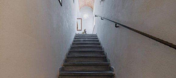 6 rooms House in Cascina, Italy No. 258441 10