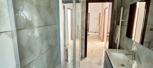 4غرفة شقة في Frosinone, Italy رقم 202708 34