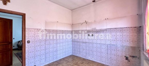 Casa de 4 dormitorios en Lucca, Italy No. 332548 37