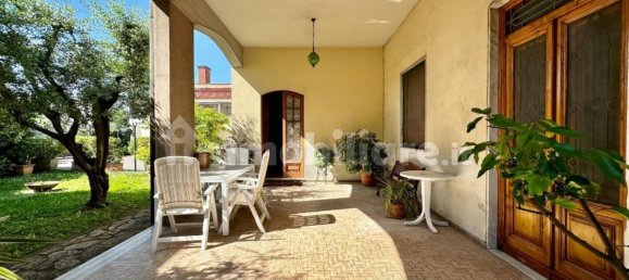 Casa de 4 dormitorios en Lucca, Italy No. 332548 19