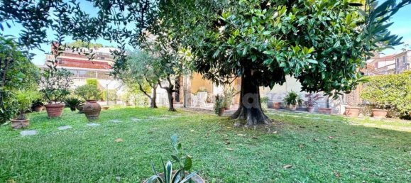 Casa de 4 dormitorios en Lucca, Italy No. 332548 53