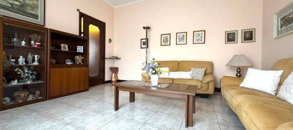 2 bedrooms Apartment in Legnano, Italy No. 307091 4