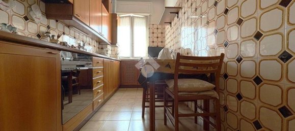2 bedrooms Apartment in Legnano, Italy No. 307091 11
