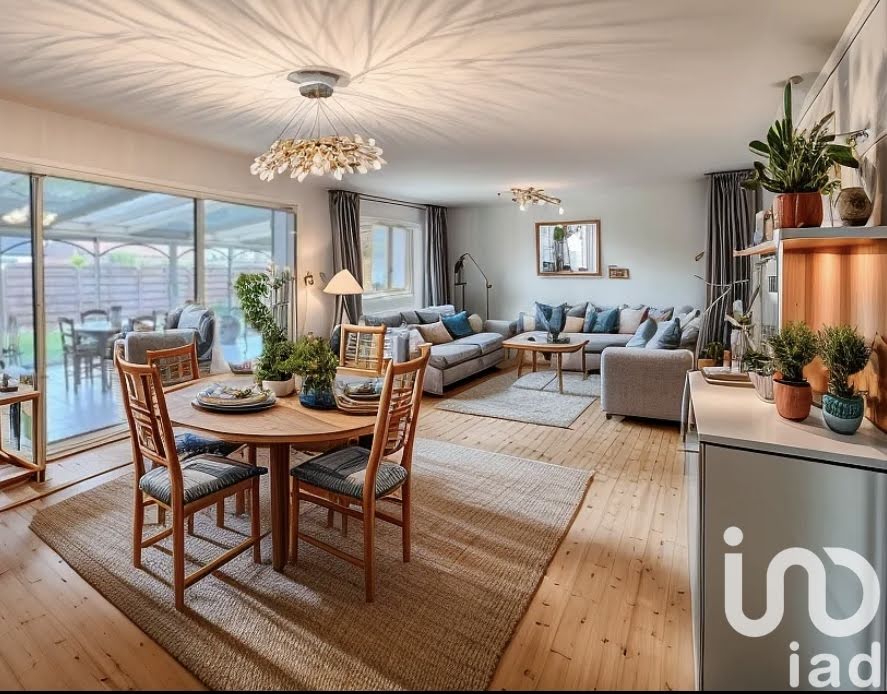 Casa de 3 dormitorios en Brebieres, France No. 43007