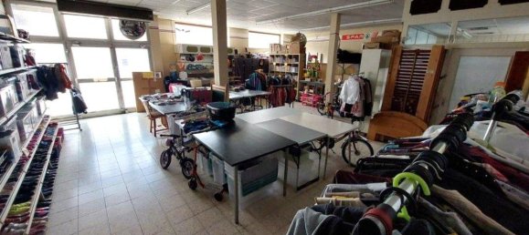 2-salle Propriété commerciale à Rhein-Lahn, Germany No. 353383 5