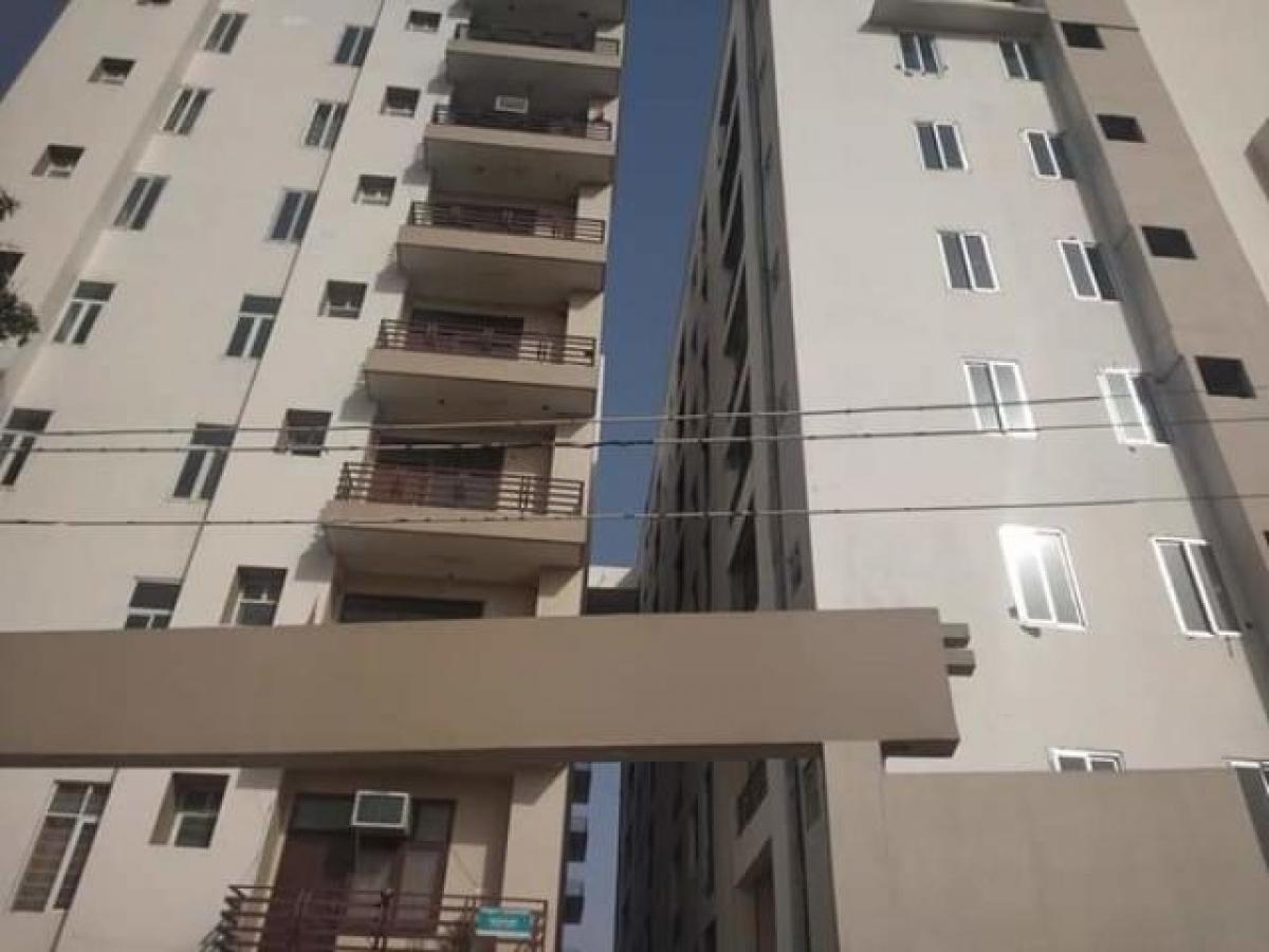 2 bedrooms House in Lucknow, India No. 19808