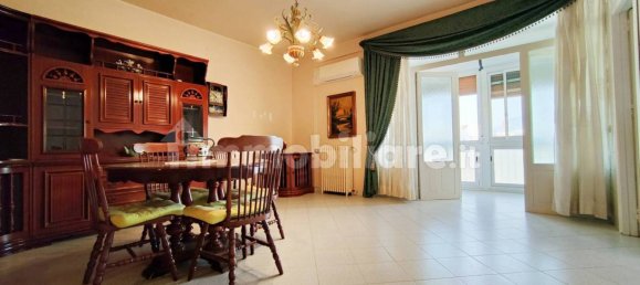 2 bedrooms Apartment in Palermo, Italy No. 44957 7