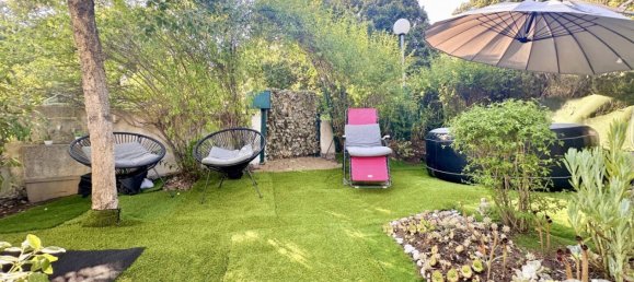 2 bedrooms House in Frejus, France No. 322372 3