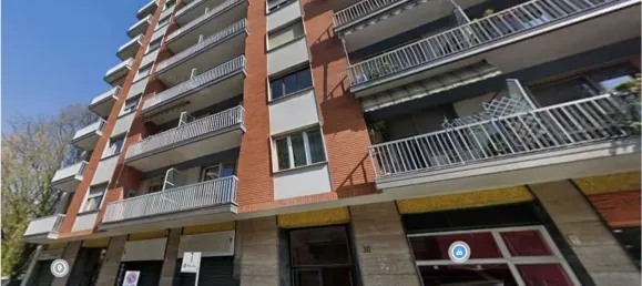 81m² Commercial property in Turin, Italy No. 184917 3