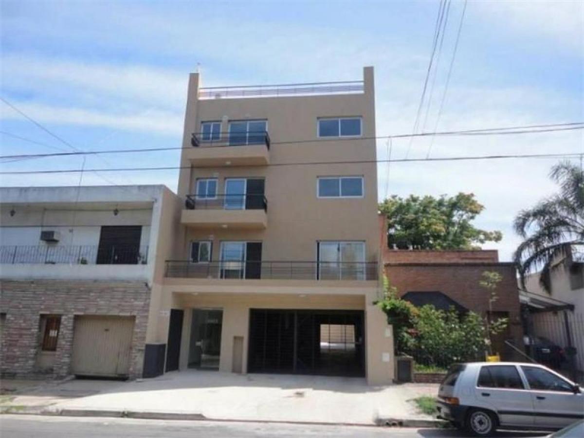 Almacén en Buenos Aires, Argentina No. 104032