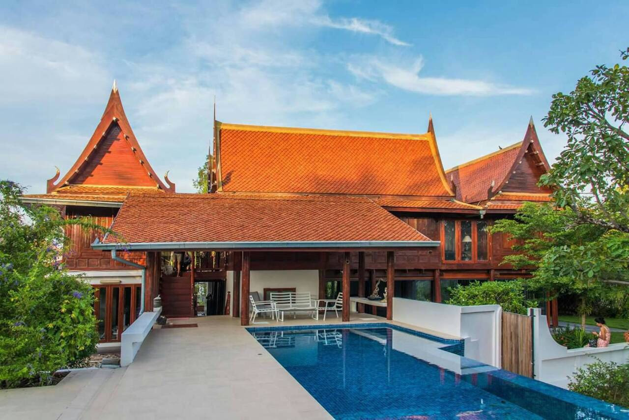 4 bedrooms Cafe / restaurant in Hua Hin, Thailand No. 7021