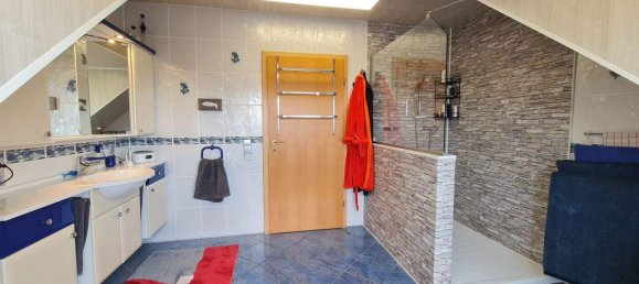 7 rooms Townhouse in Neckar-Odenwald-Kreis, Germany No. 315558 10