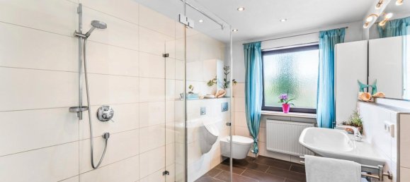 6 rooms Townhouse in Nuremberg, Germany No. 307786 5