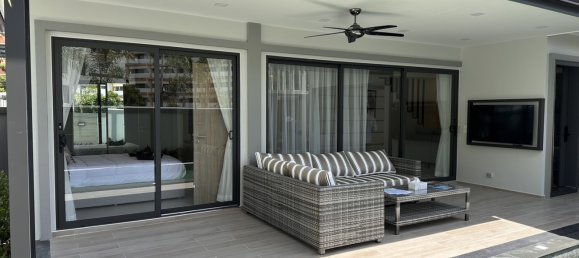 4 dormitorios villa en venta en Pattaya, Chonburi, Eastern Thailand, Thailand № 33593 6
