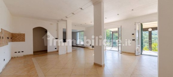 4 bedrooms Villa in Leivi, Italy No. 266676 13