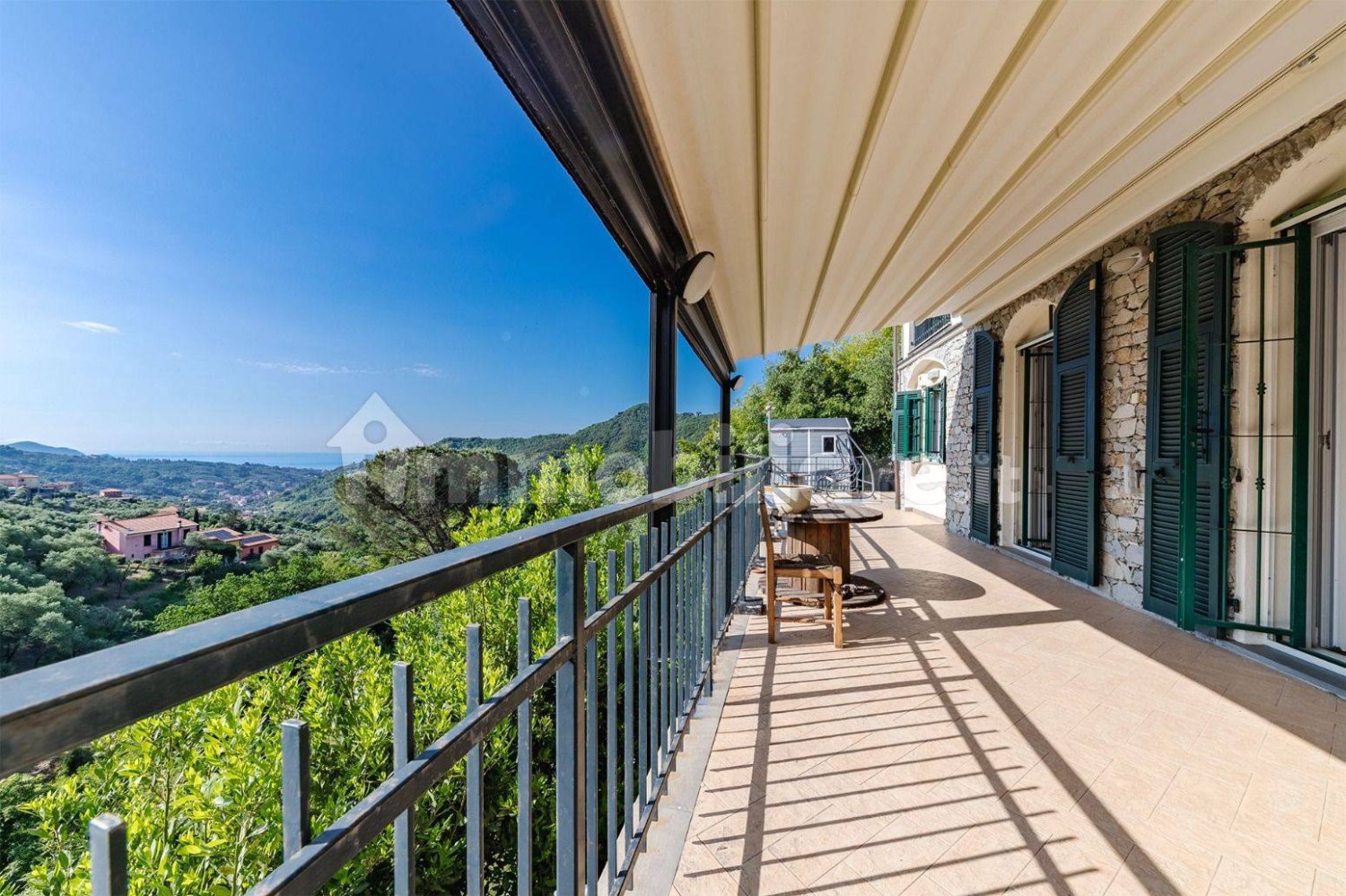 4 bedrooms Villa in Leivi, Italy No. 266676