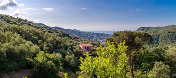 4 bedrooms Villa in Leivi, Italy No. 266676 5