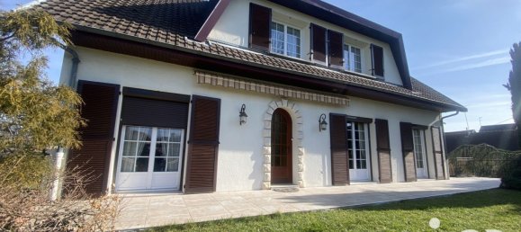 4 bedrooms House in Commentry, France No. 203826 2