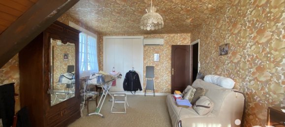 4 bedrooms House in Commentry, France No. 203826 10