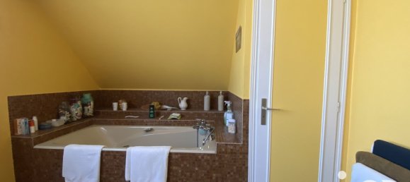 4 bedrooms House in Commentry, France No. 203826 13