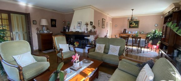 4 bedrooms House in Commentry, France No. 203826 6