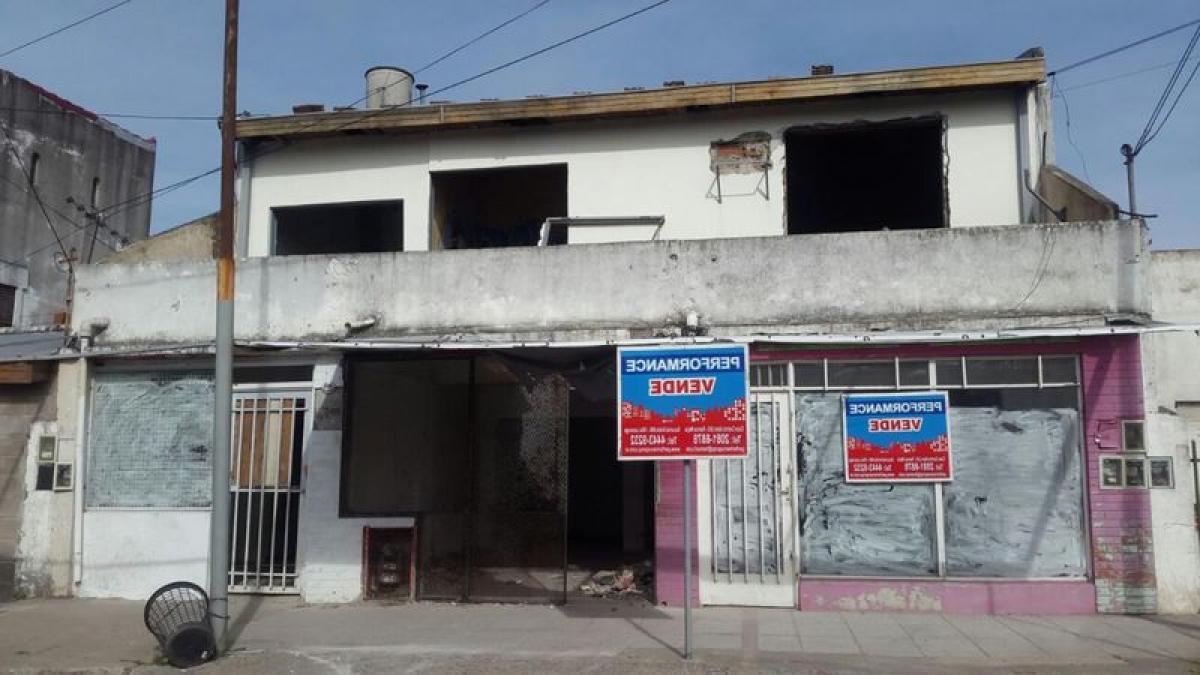 4 bedrooms Apartment in Bermudez, Argentina No. 1261